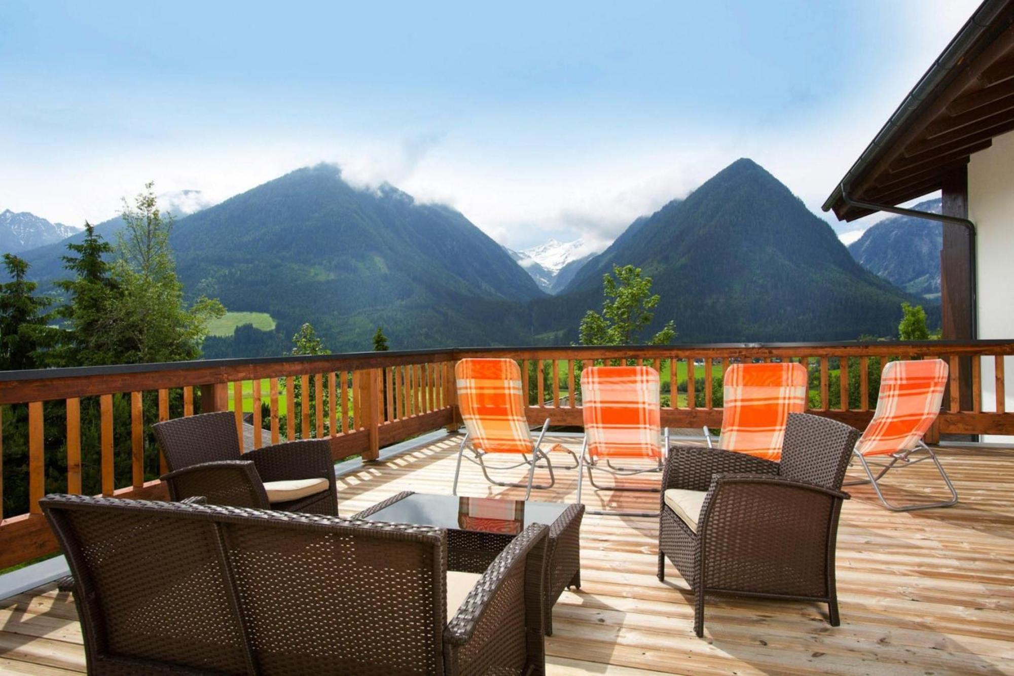 Apartment In Neukirchen With A Balcony Нойкірхен-ам-Гросфенедігер Екстер'єр фото
