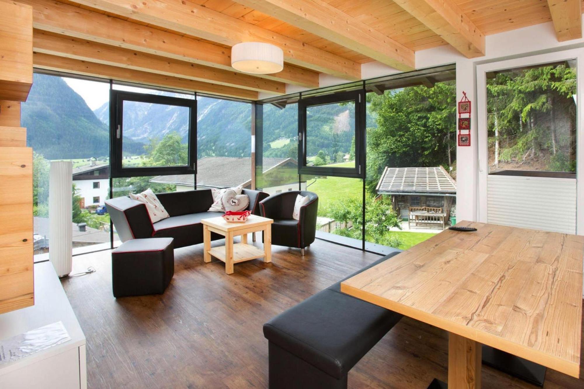 Apartment In Neukirchen With A Balcony Нойкірхен-ам-Гросфенедігер Екстер'єр фото