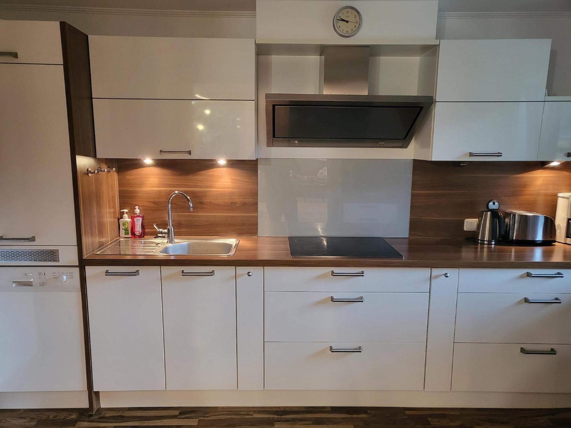Apartment In Neukirchen With A Balcony Нойкірхен-ам-Гросфенедігер Екстер'єр фото
